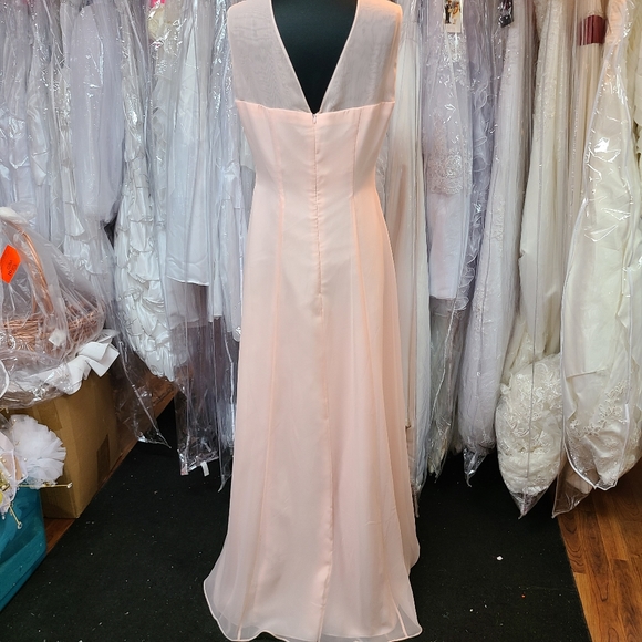 Jackie Kennedy Elegant Light Peach Blush Dress - Picture 2 of 4